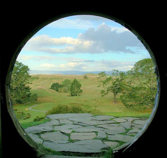 Hobbiton, for Sheep... (7 pics)