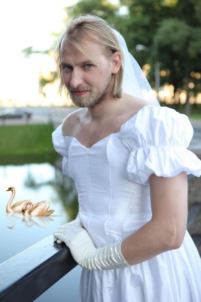 Unique Bride (51 pics)