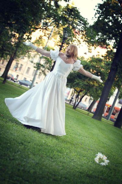 Unique Bride (51 pics)
