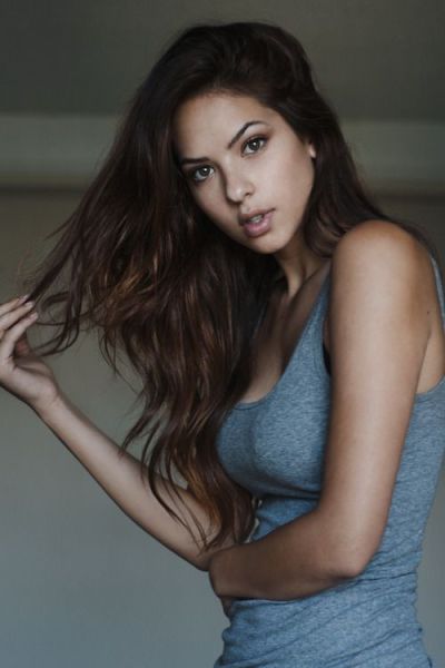 Girls Who Have a Natural Attractiveness